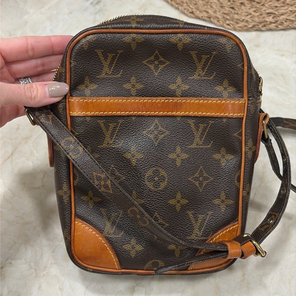 Vintage Louis Vuitton Danube Crossbody
